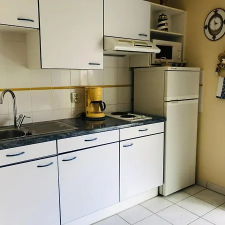 T2 A A 400m De La Avec Balcon Et Parking Prive - Fr-1-433-48 Апартаменты *